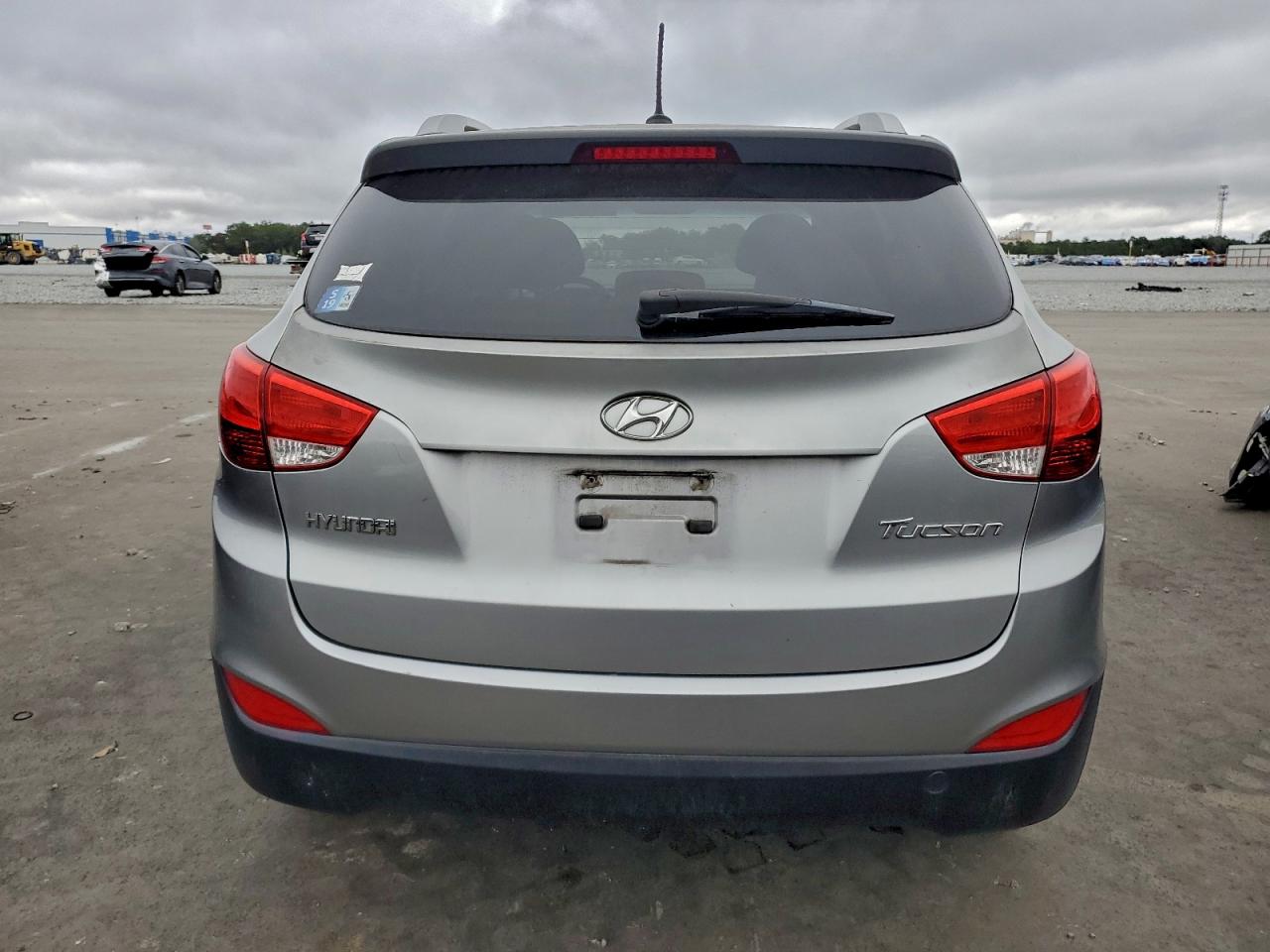 Lot #3309286632 2012 HYUNDAI TUCSON GLS