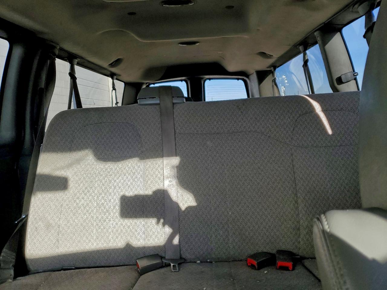 CHEVROLET EXPRESS LT