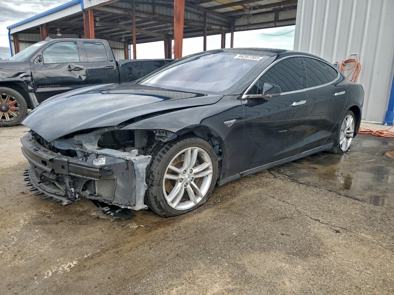 TESLA MODEL S