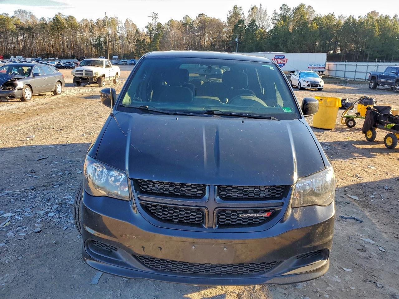 DODGE GRAND CARAVAN SE