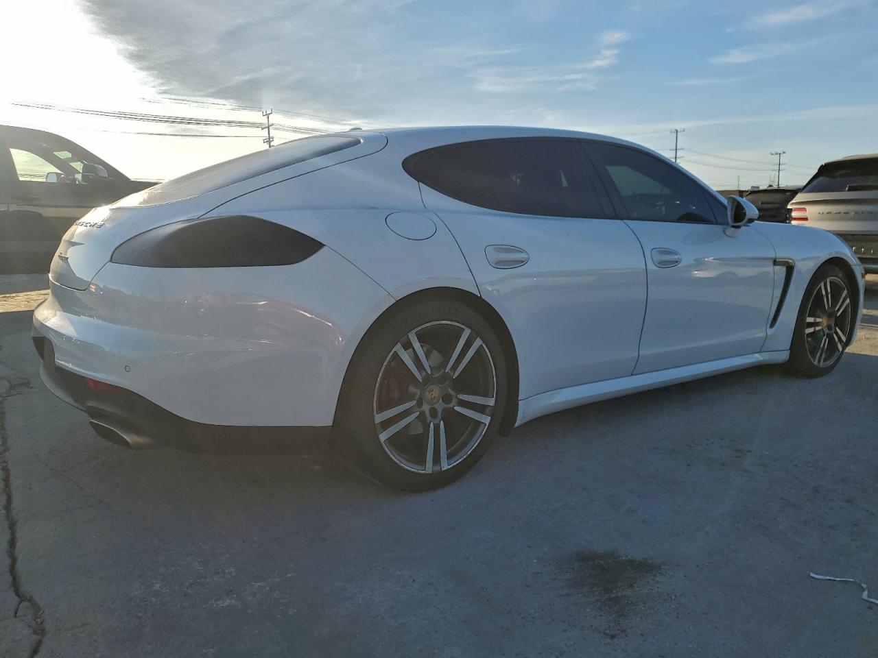 PORSCHE PANAMERA 2