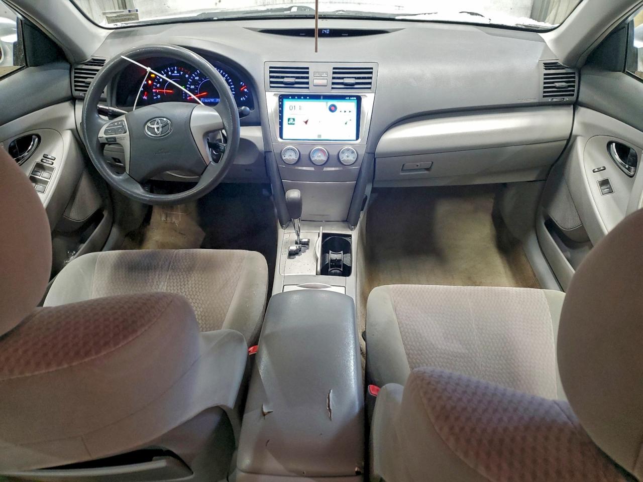 TOYOTA CAMRY BASE