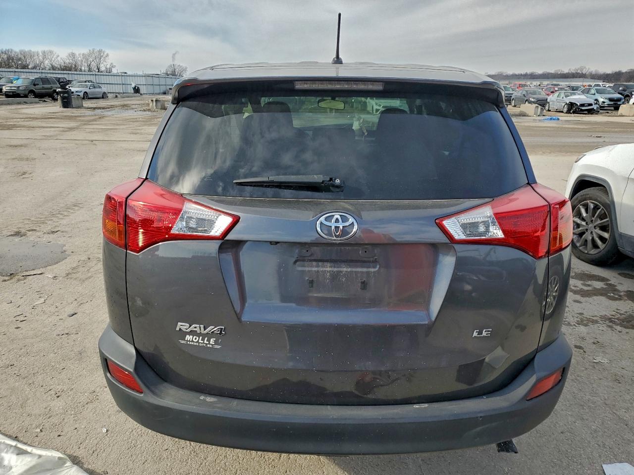 TOYOTA RAV4 LE