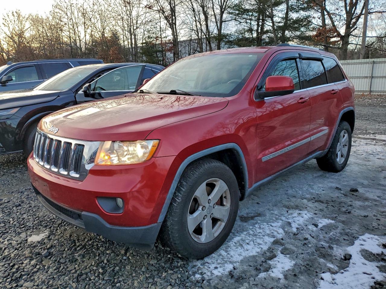 JEEP GRAND CHEROKEE LAREDO