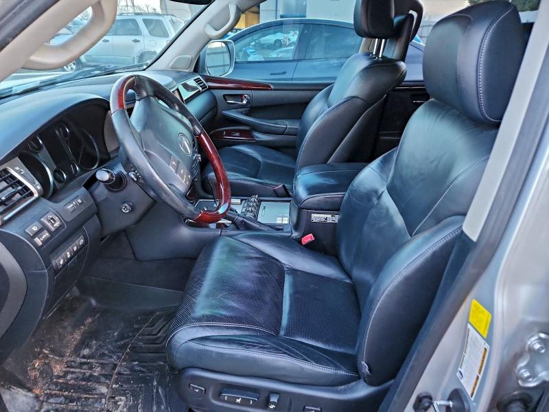 2013 LEXUS LX 570 #3305379326