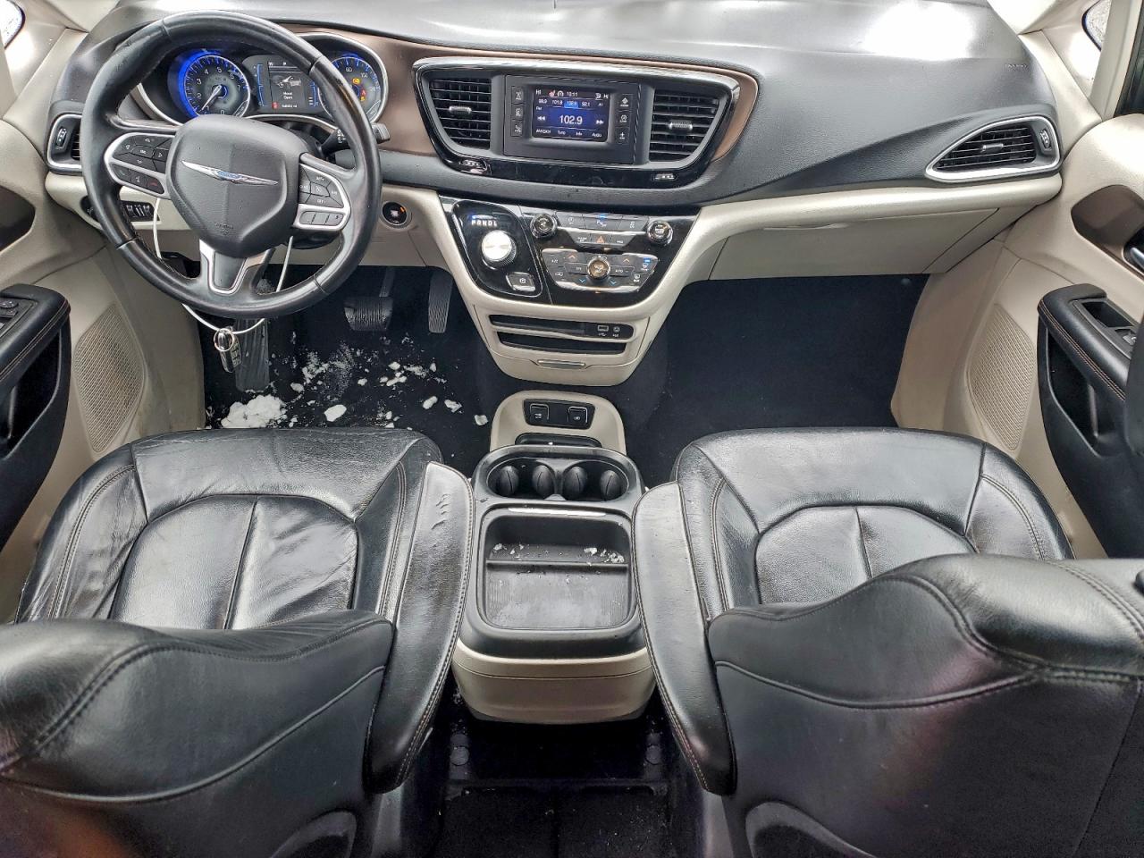 CHRYSLER PACIFICA TOURING L