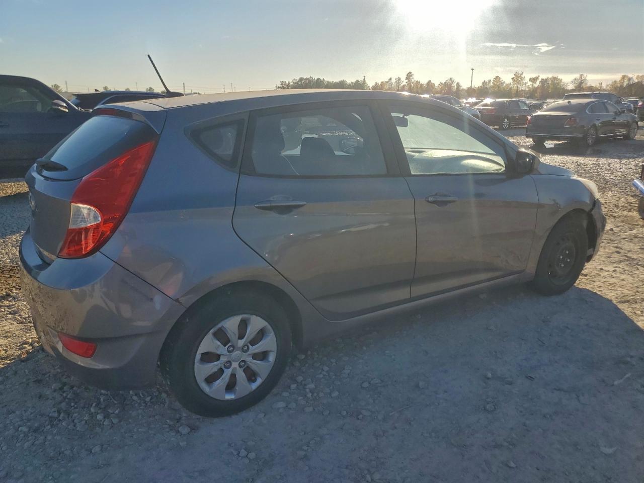 Lot #3316705412 2015 HYUNDAI ACCENT GS