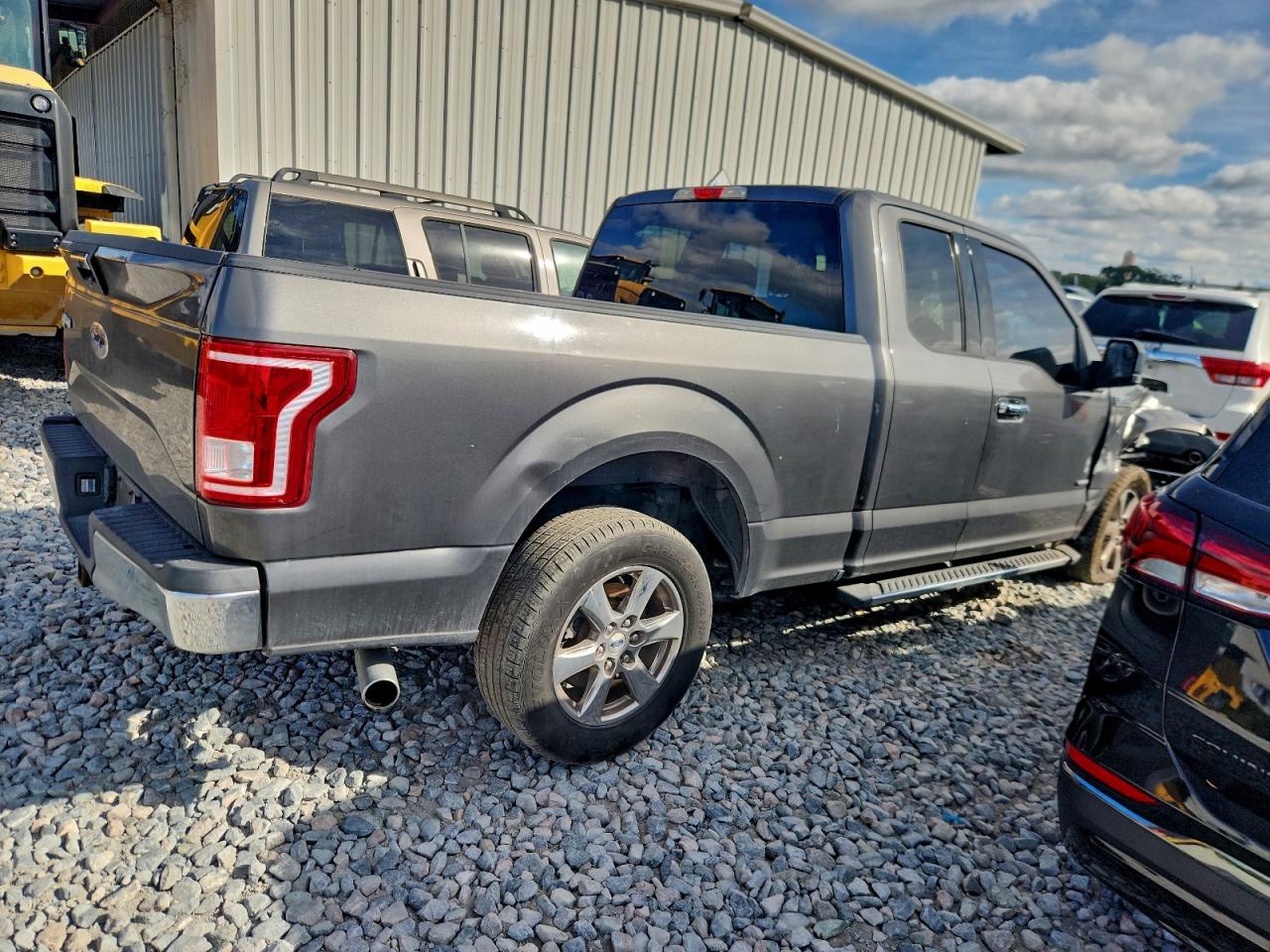 FORD F-150 SUPER CAB
