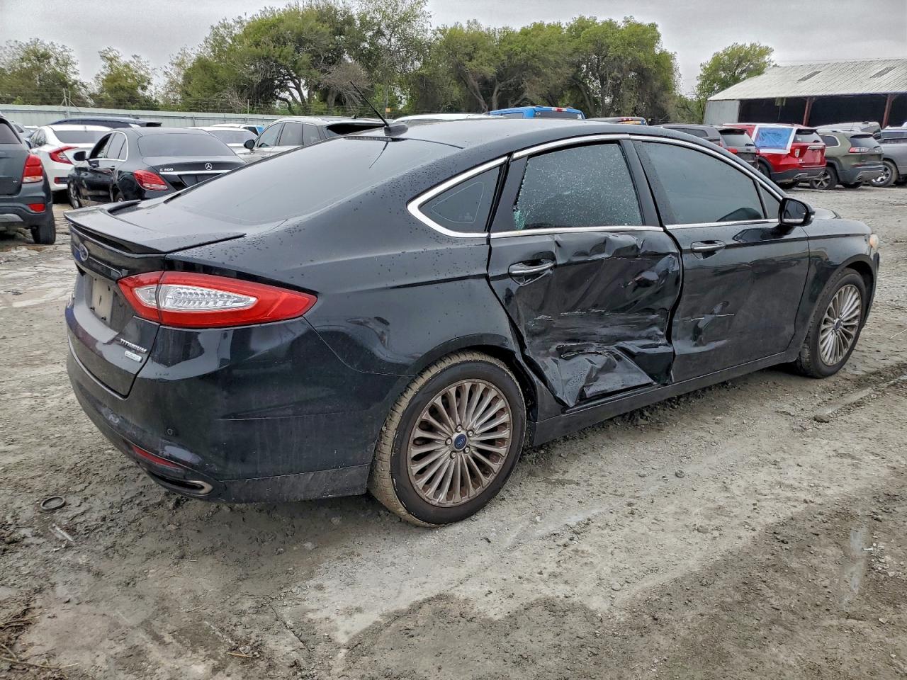 FORD FUSION TITANIUM