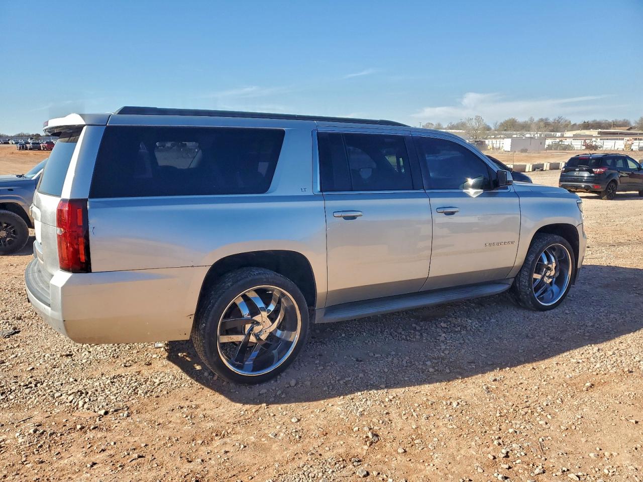 CHEVROLET SUBURBAN K1500 LT