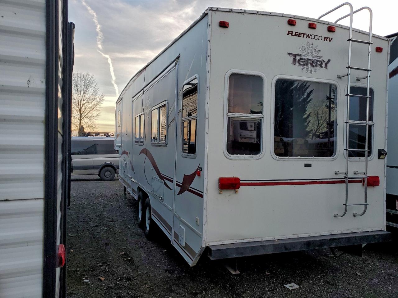 Lot #3303021611 2001 FLEETWOOD TERRY