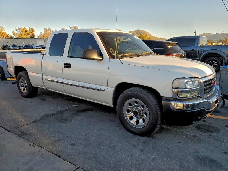 2004 GMC NEW SIERRA #3311604327