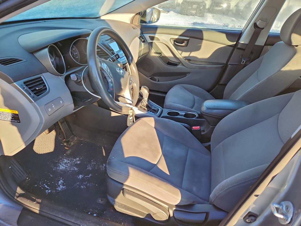 Lot #3316722489 2015 HYUNDAI ELANTRA SE