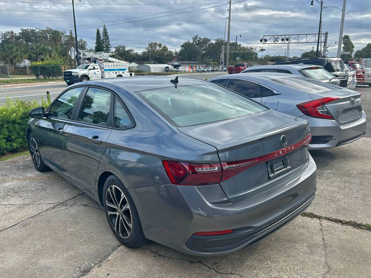 VOLKSWAGEN JETTA SPORT