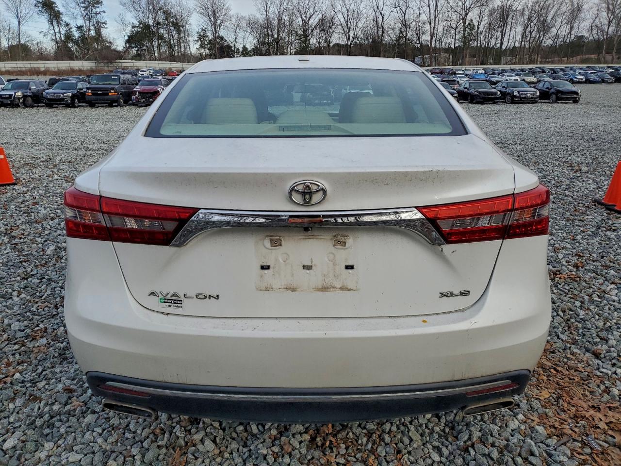 TOYOTA AVALON XLE