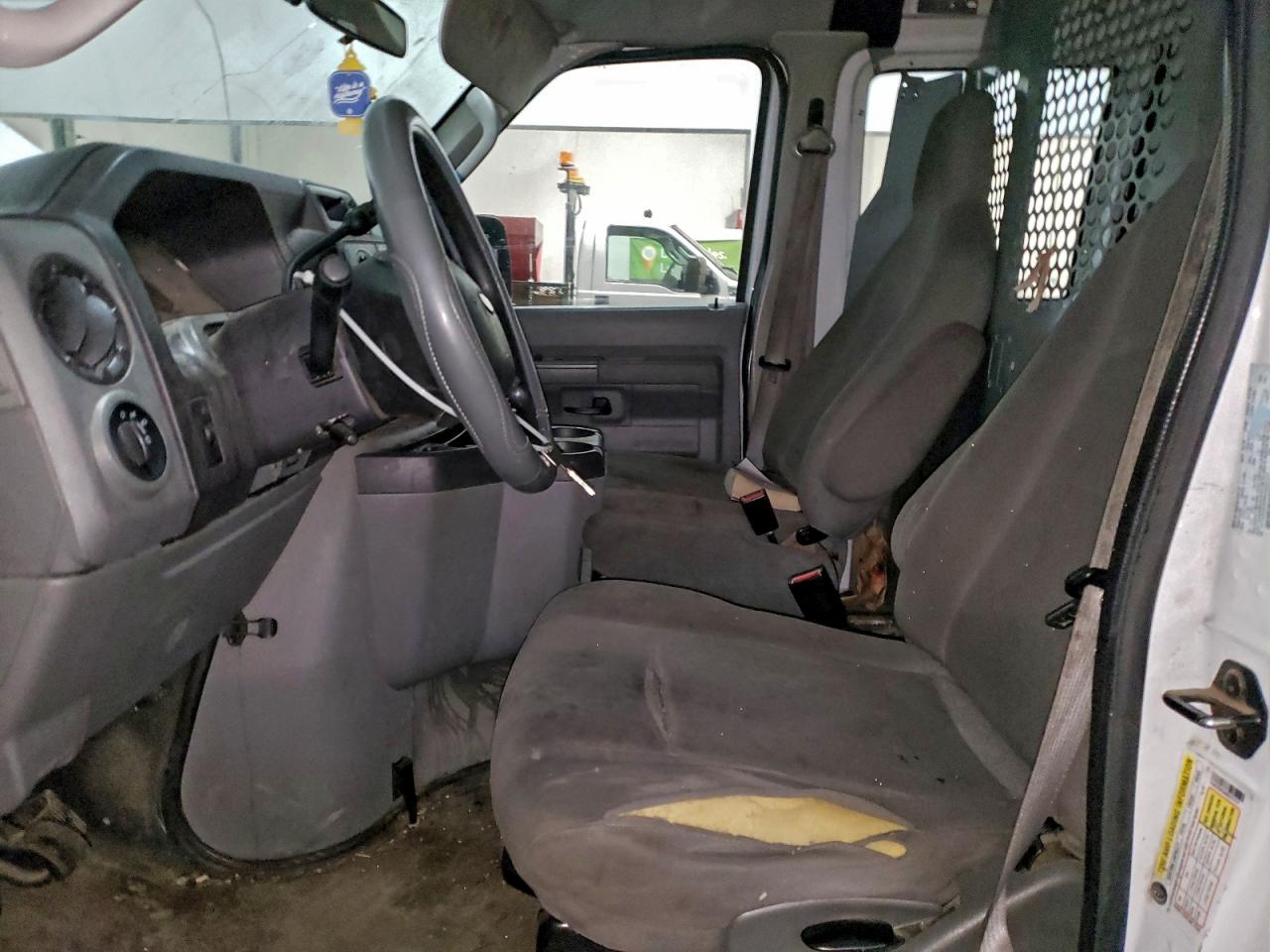 Lot #3319435661 2010 FORD ECONOLINE