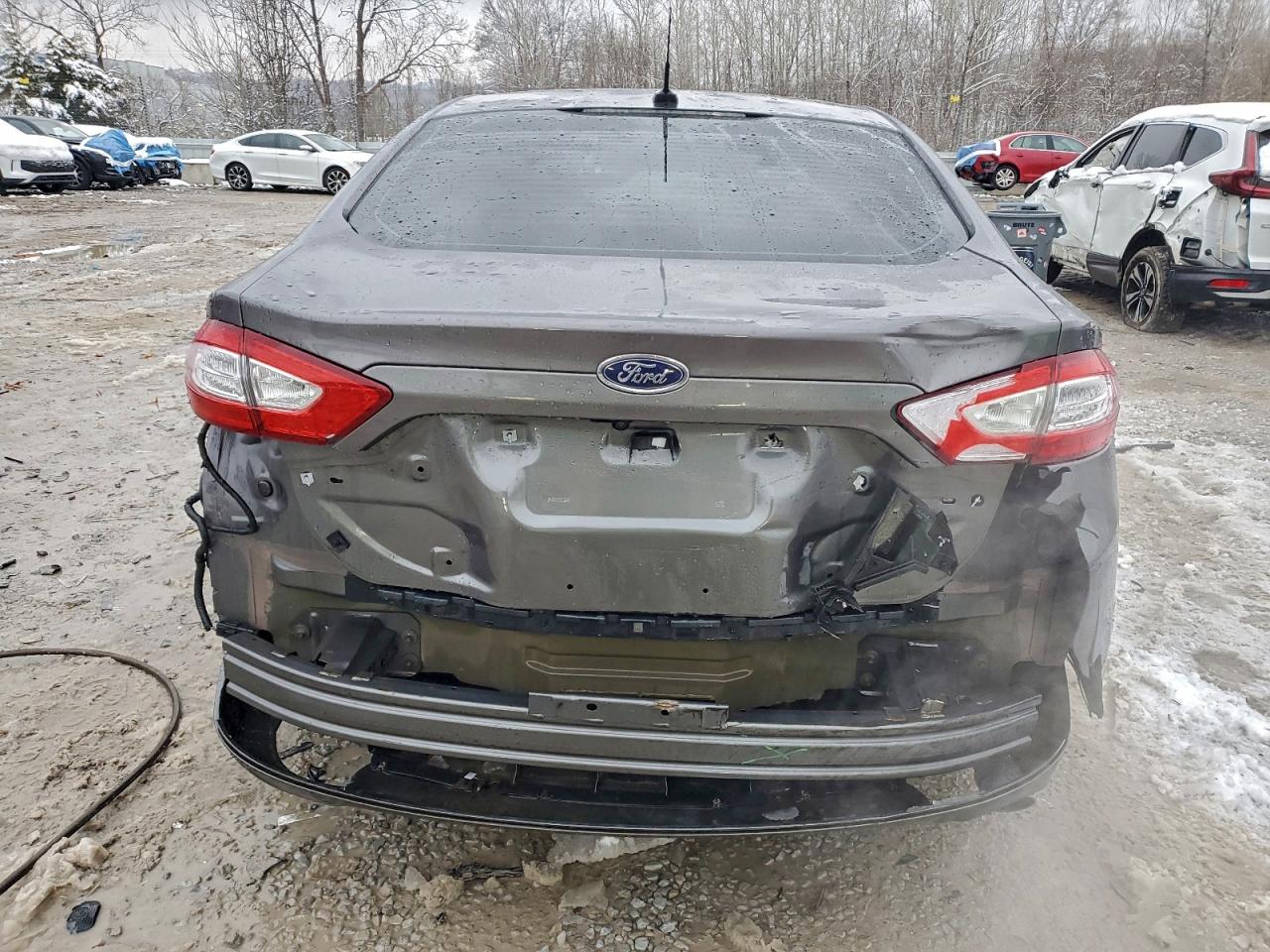 FORD FUSION SE