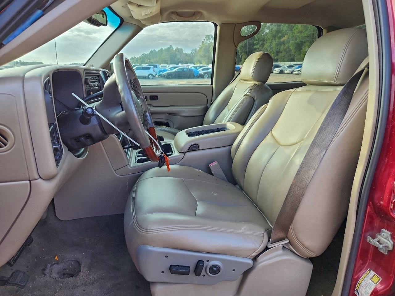 Lot #3318900914 2004 CHEVROLET SILVERADO