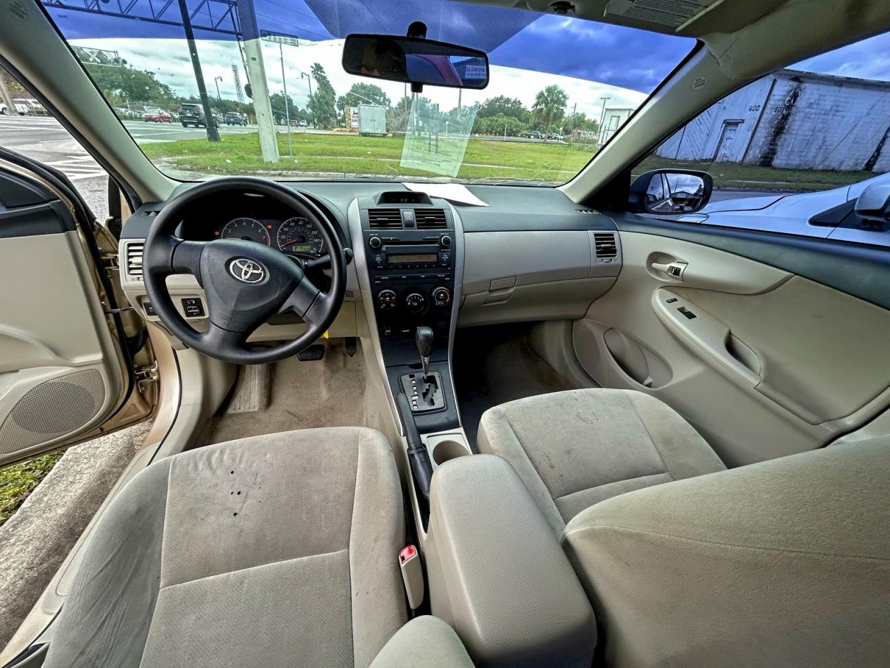 Lot #3310409020 2013 TOYOTA COROLLA BA