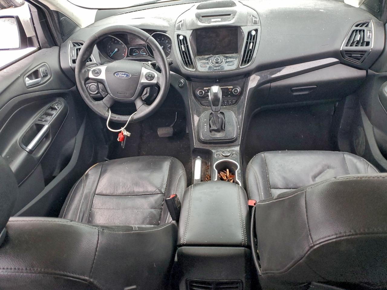 FORD ESCAPE TITANIUM