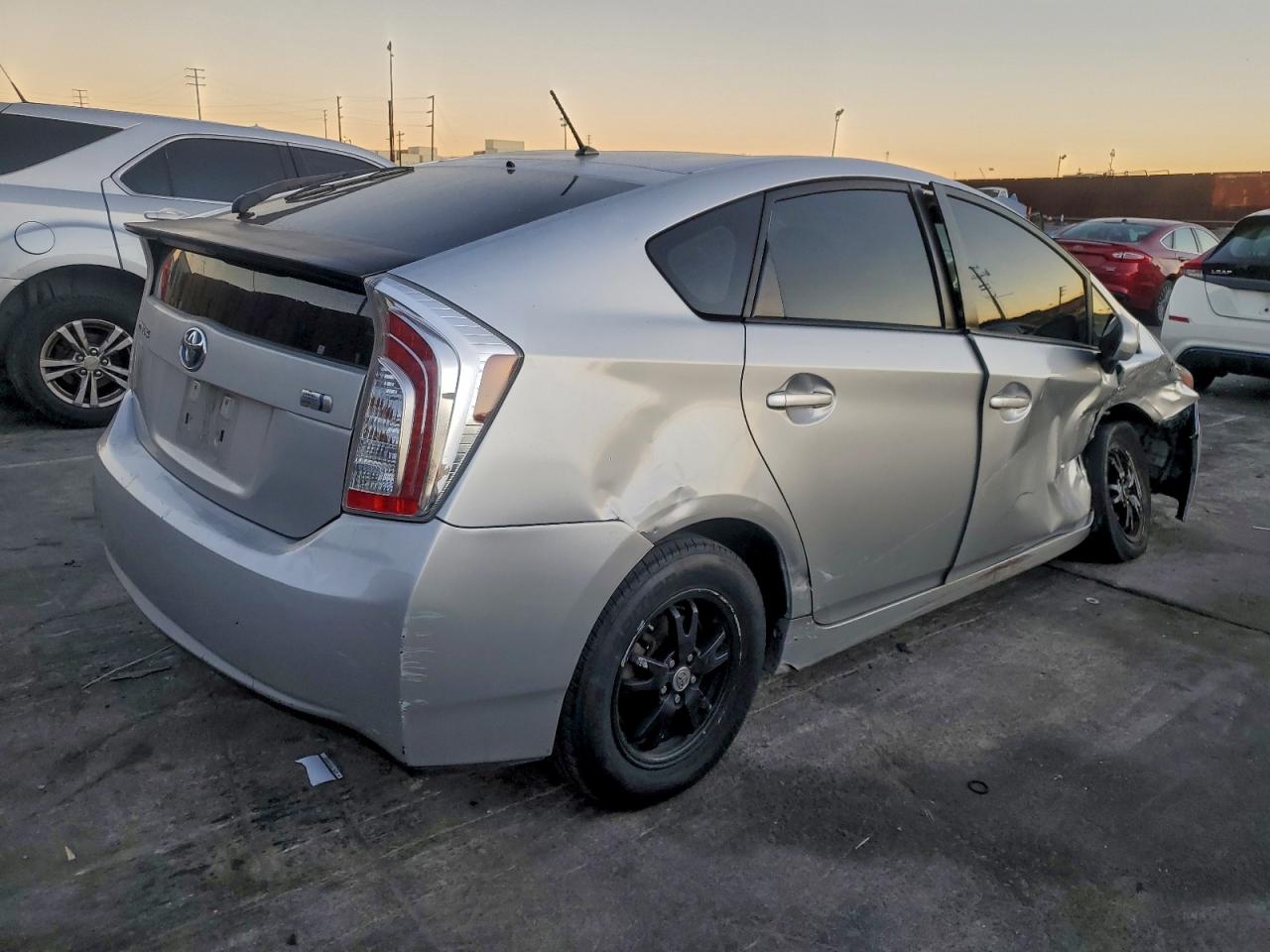 TOYOTA PRIUS