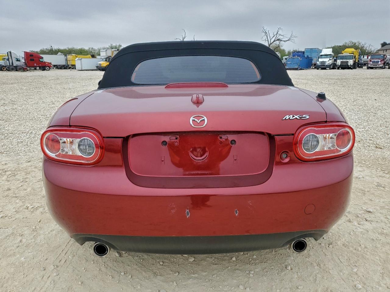 MAZDA MX-5 GRAND TOURING