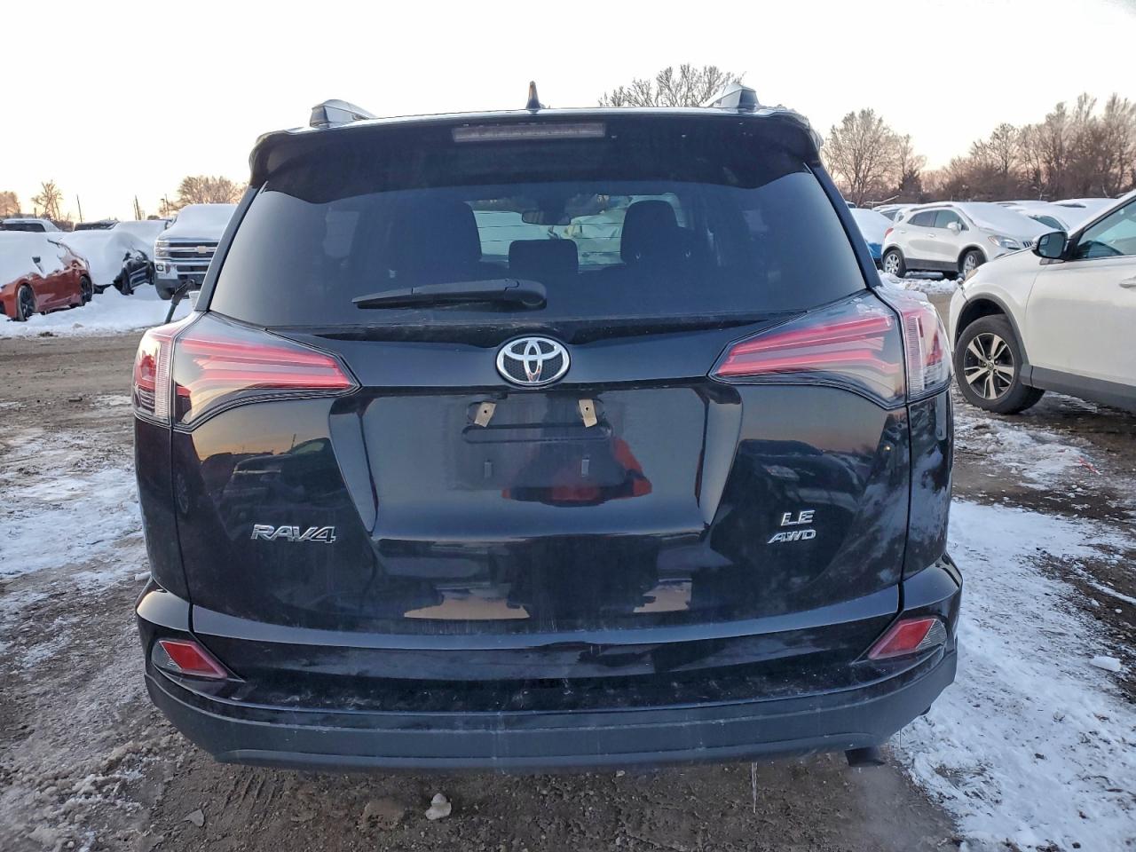 TOYOTA RAV4 LE