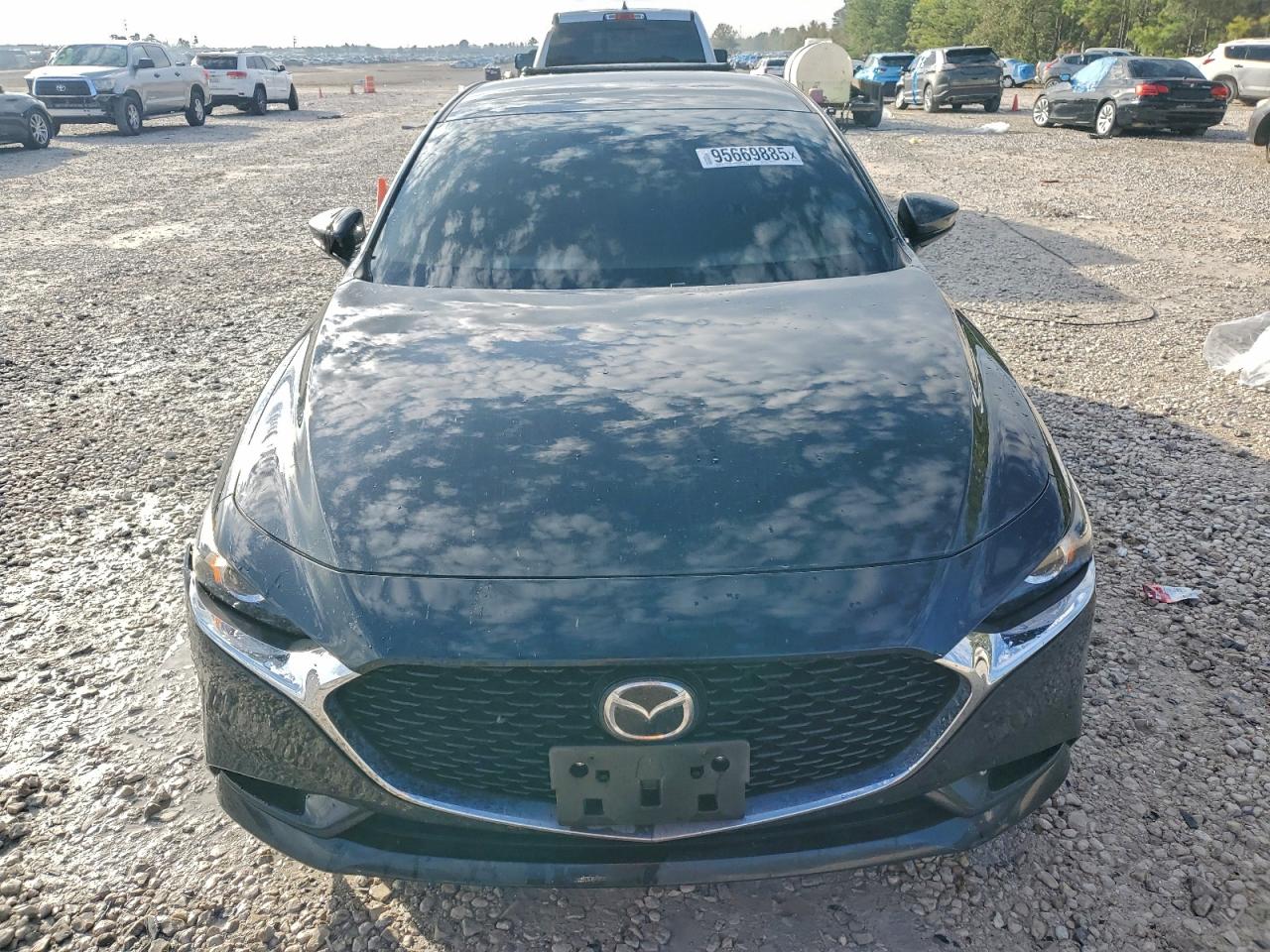 MAZDA 3 PREFERRED PLUS