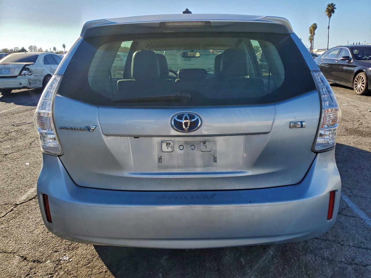 Lot #3310659740 2012 TOYOTA PRIUS V