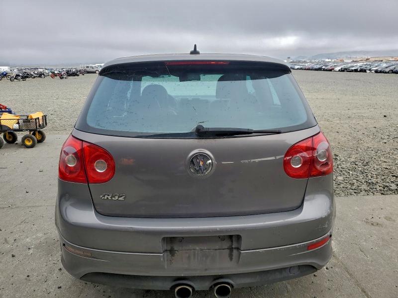 2008 VOLKSWAGEN R32 #3311730230