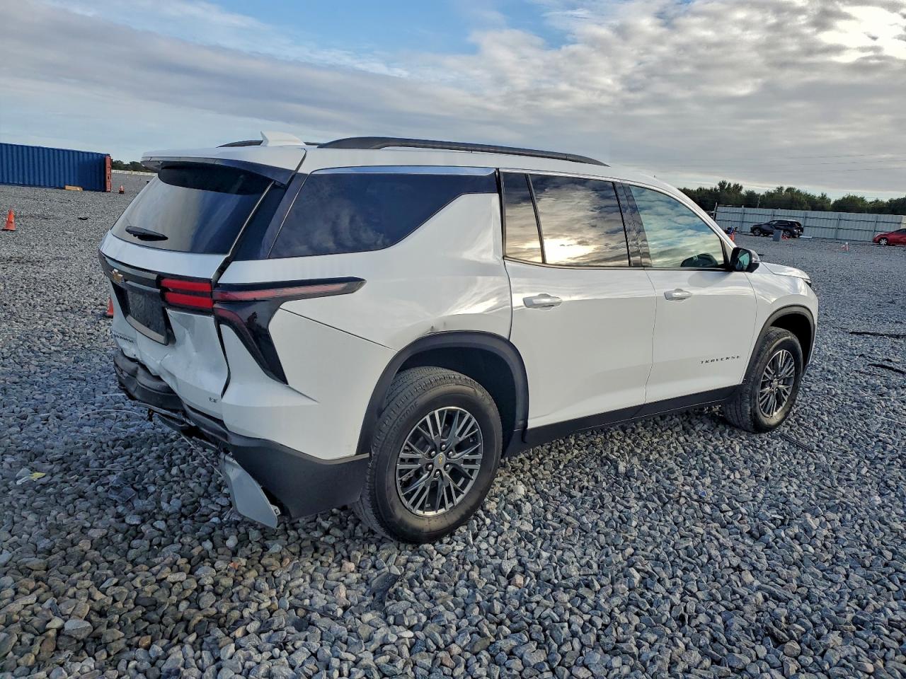 CHEVROLET TRAVERSE LT