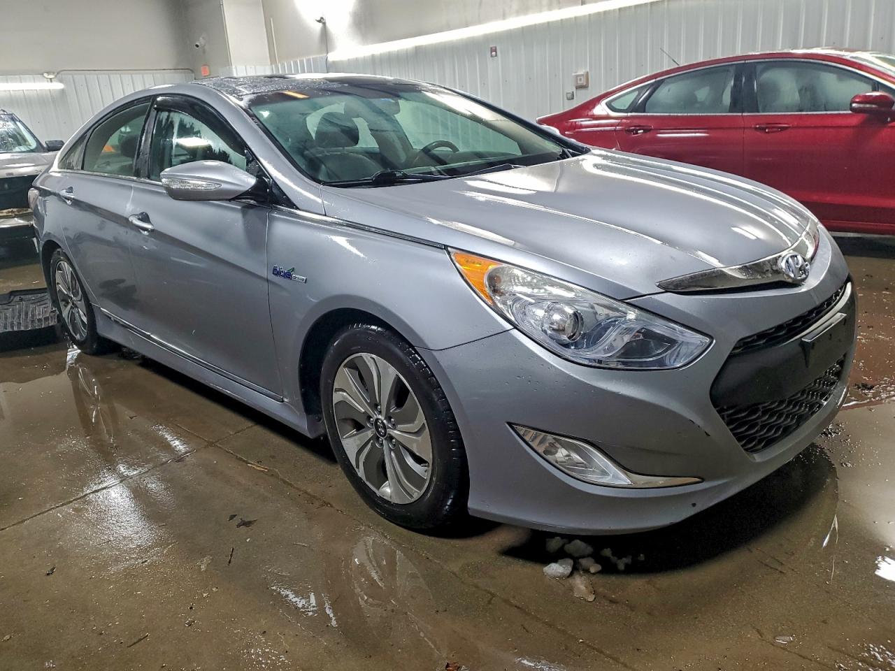 HYUNDAI SONATA HYBRID