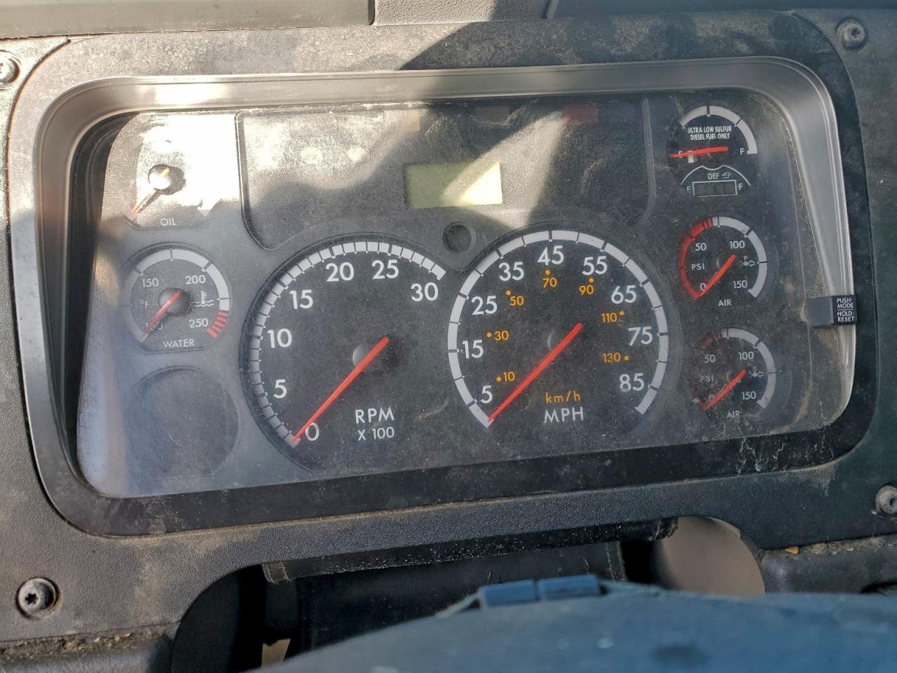 Lot #3311730229 2014 FREIGHTLINER CASCADIA 1