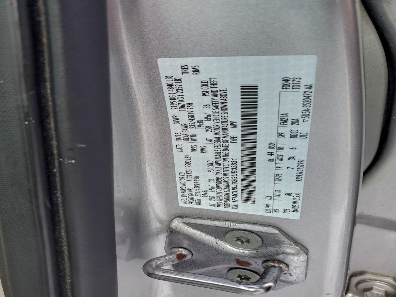 FORD ESCAPE TITANIUM