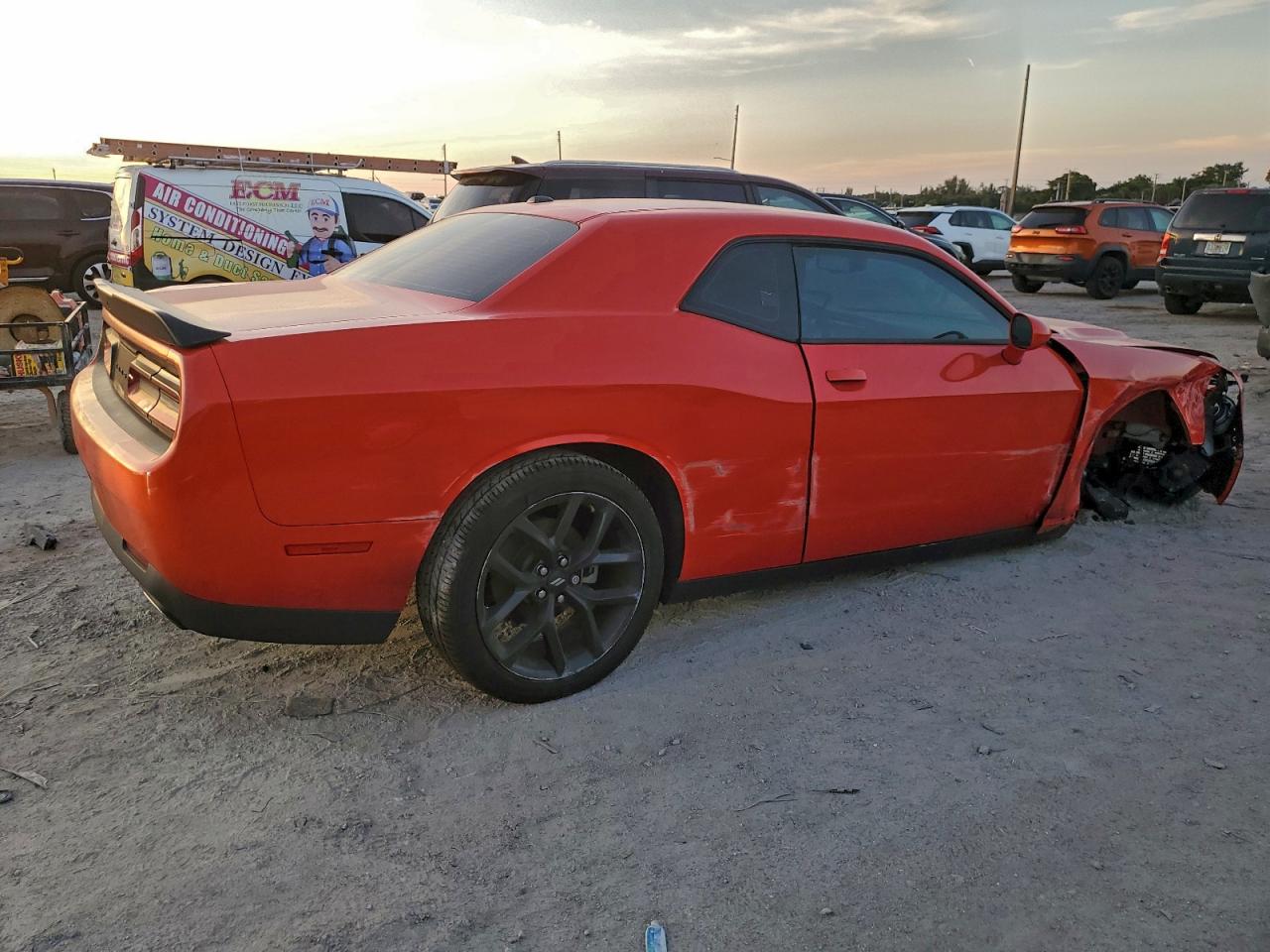 DODGE CHALLENGER SXT