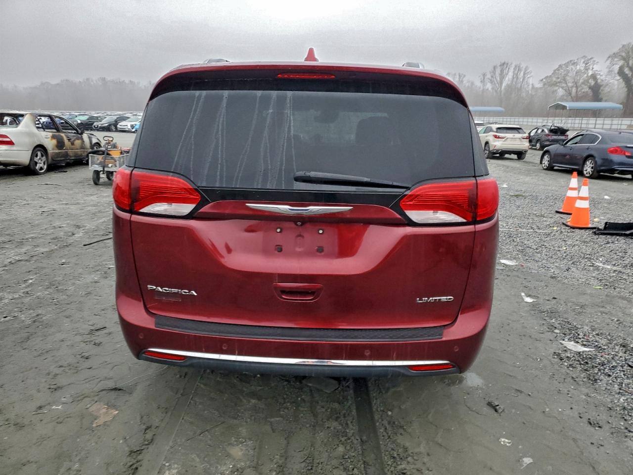 CHRYSLER PACIFICA LIMITED