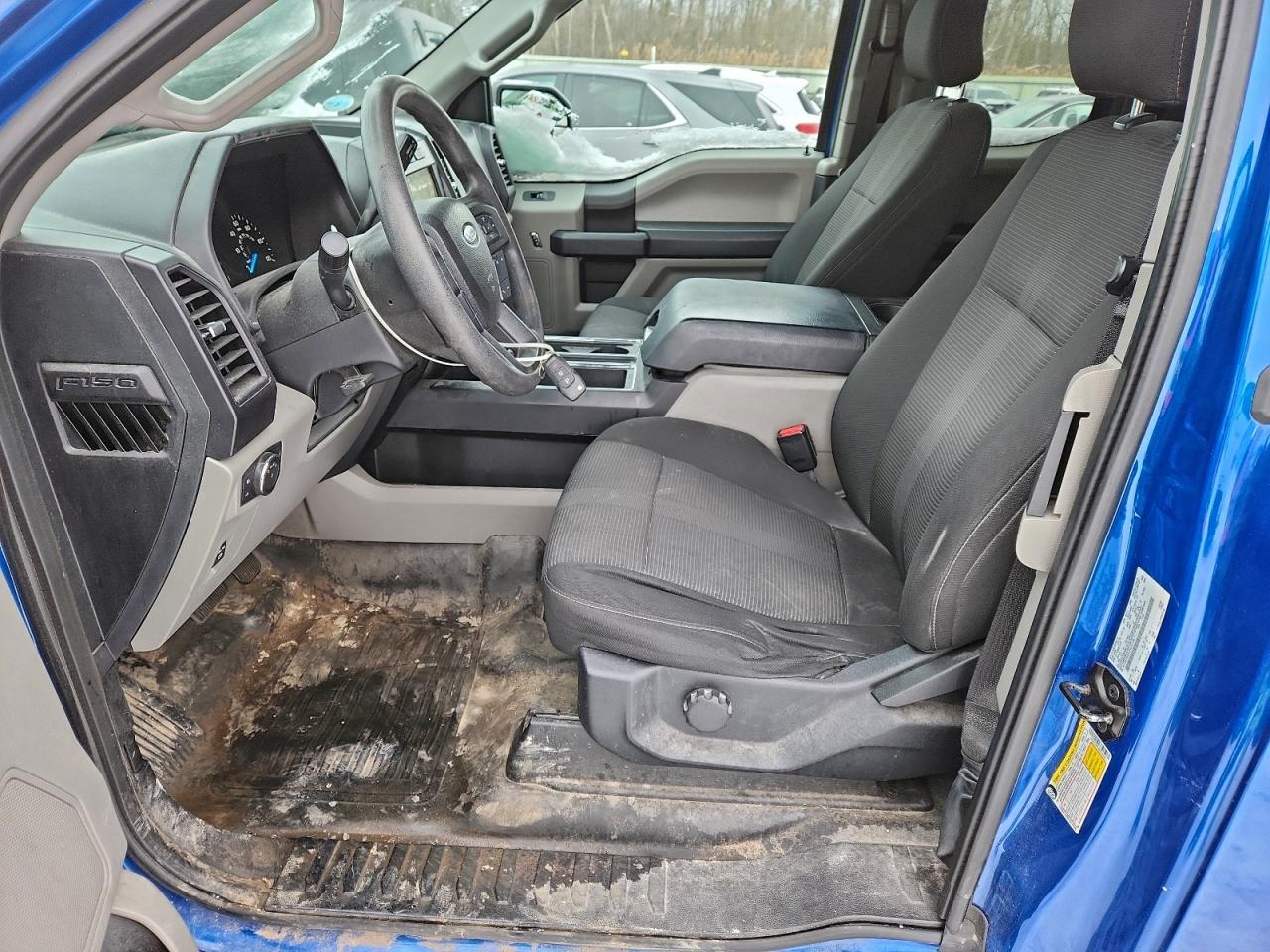 FORD F-150 SUPER CAB