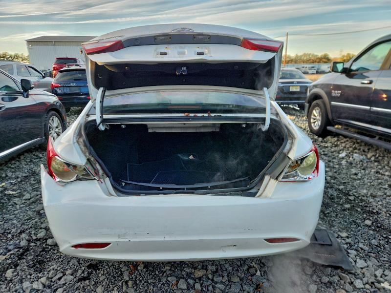 2013 HYUNDAI SONATA GLS #3305379324