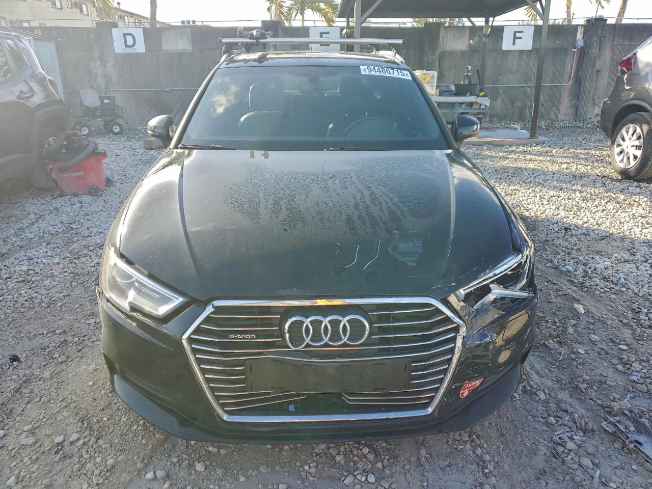 AUDI A3 E-TRON PREMIUM