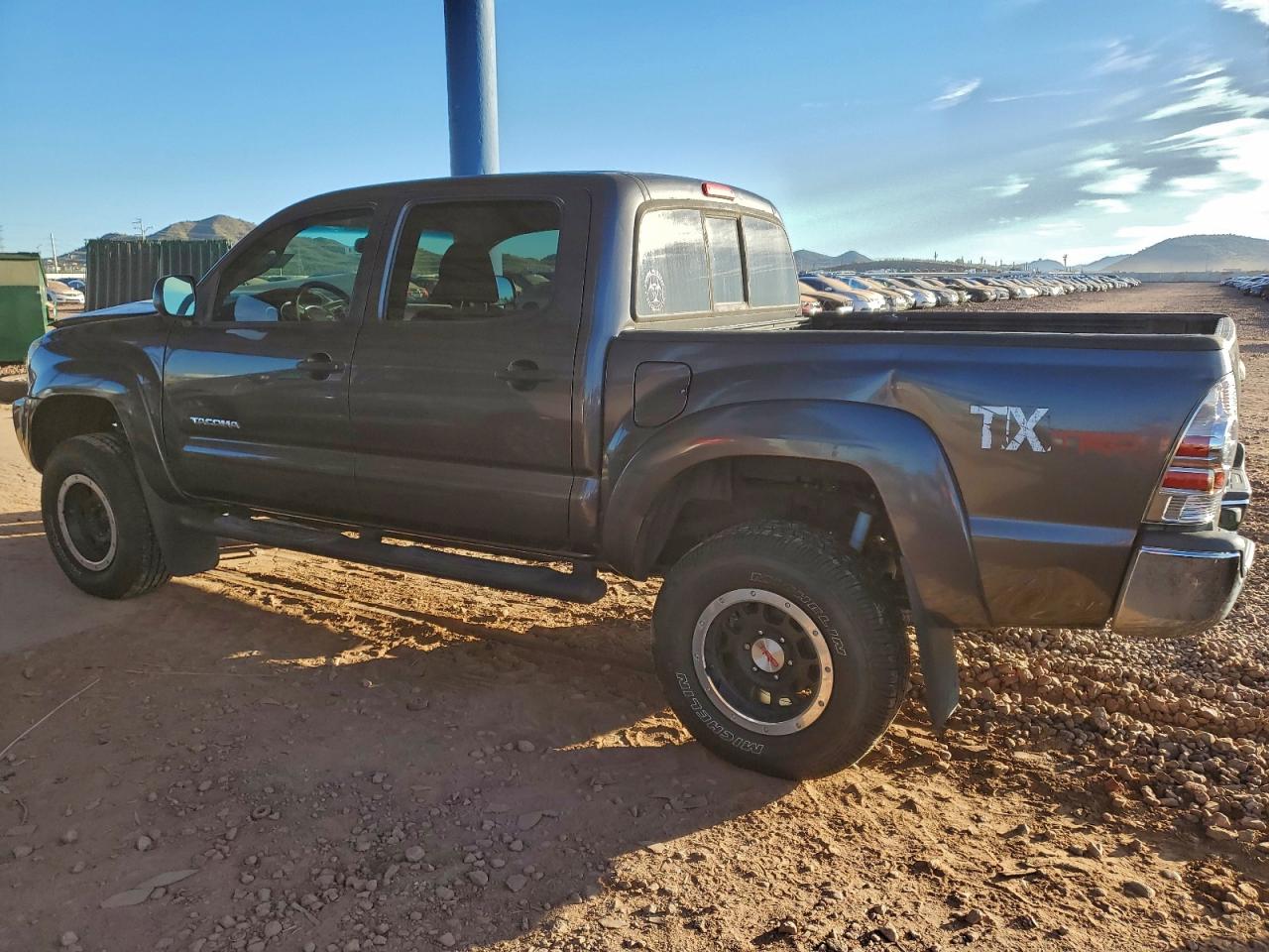 TOYOTA TACOMA DOUBLE CAB