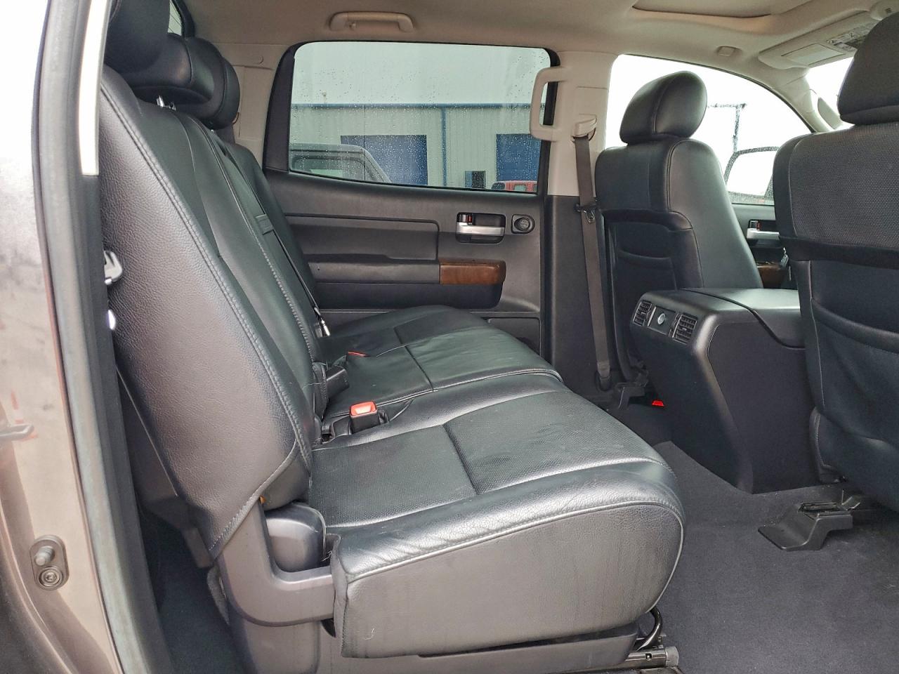 TOYOTA TUNDRA CREWMAX LIMITED