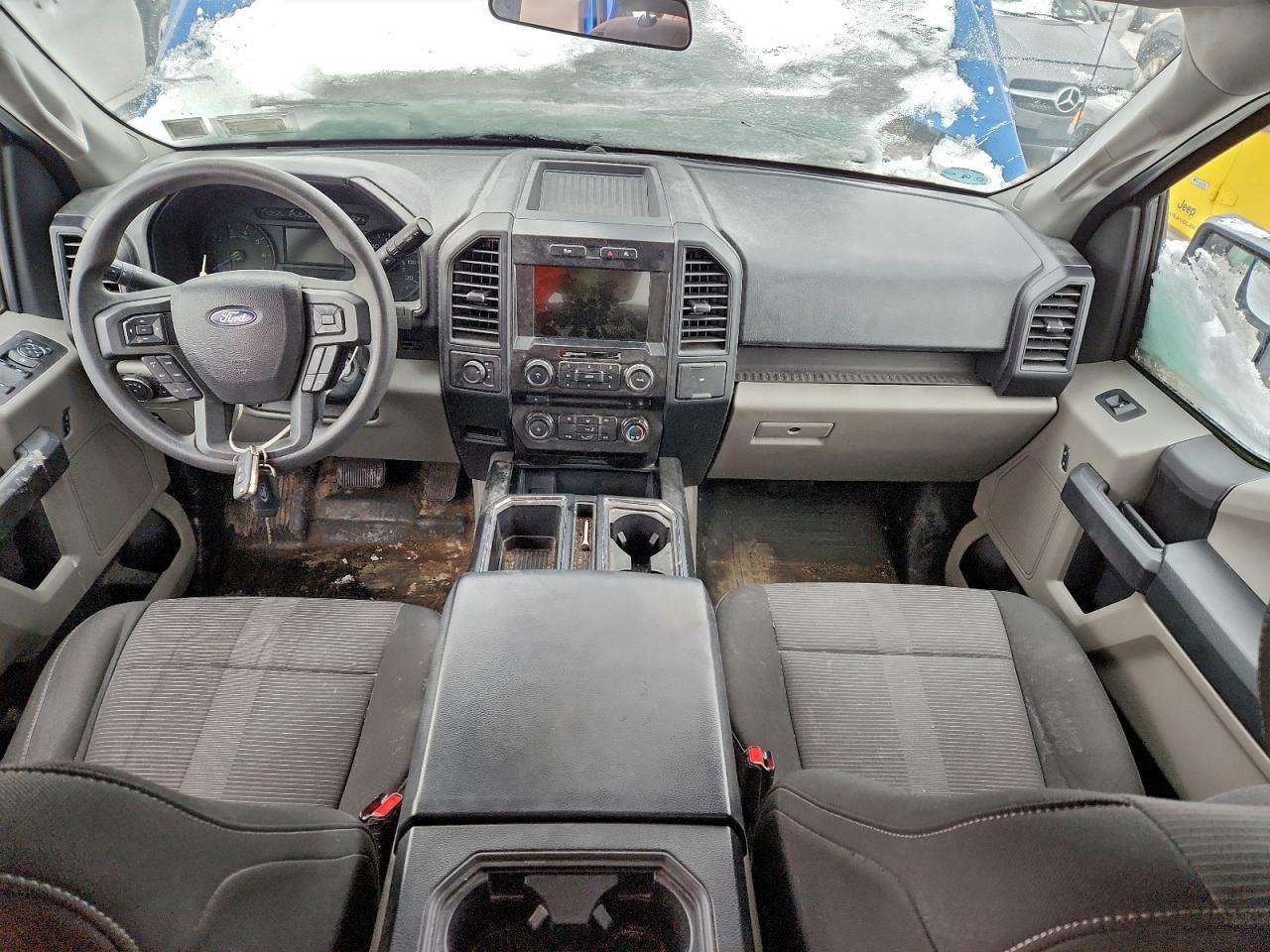 FORD F-150 SUPER CAB