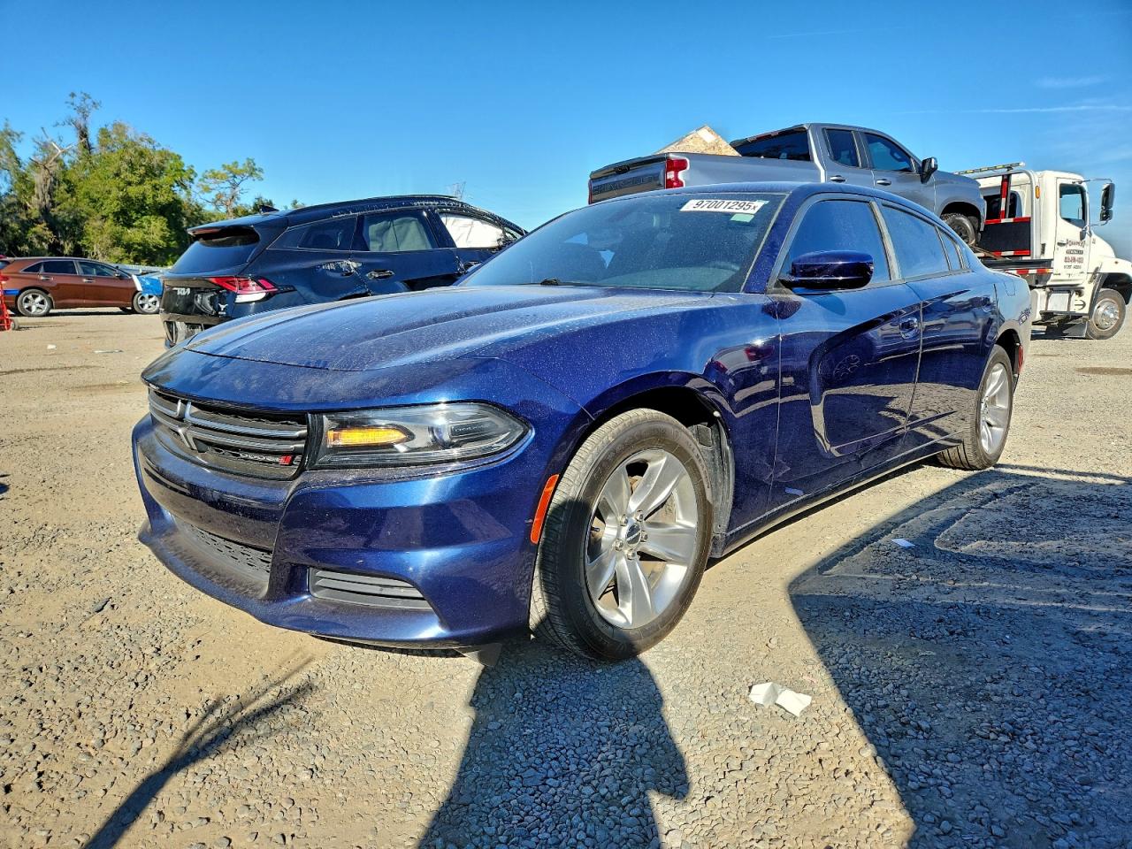 Lot #3318878971 2015 DODGE CHARGER SE