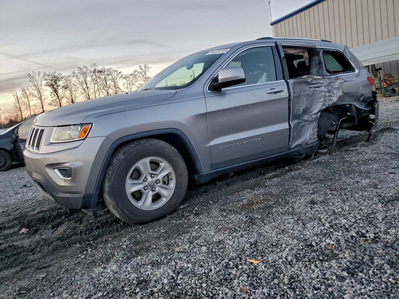 JEEP GRAND CHEROKEE LAREDO