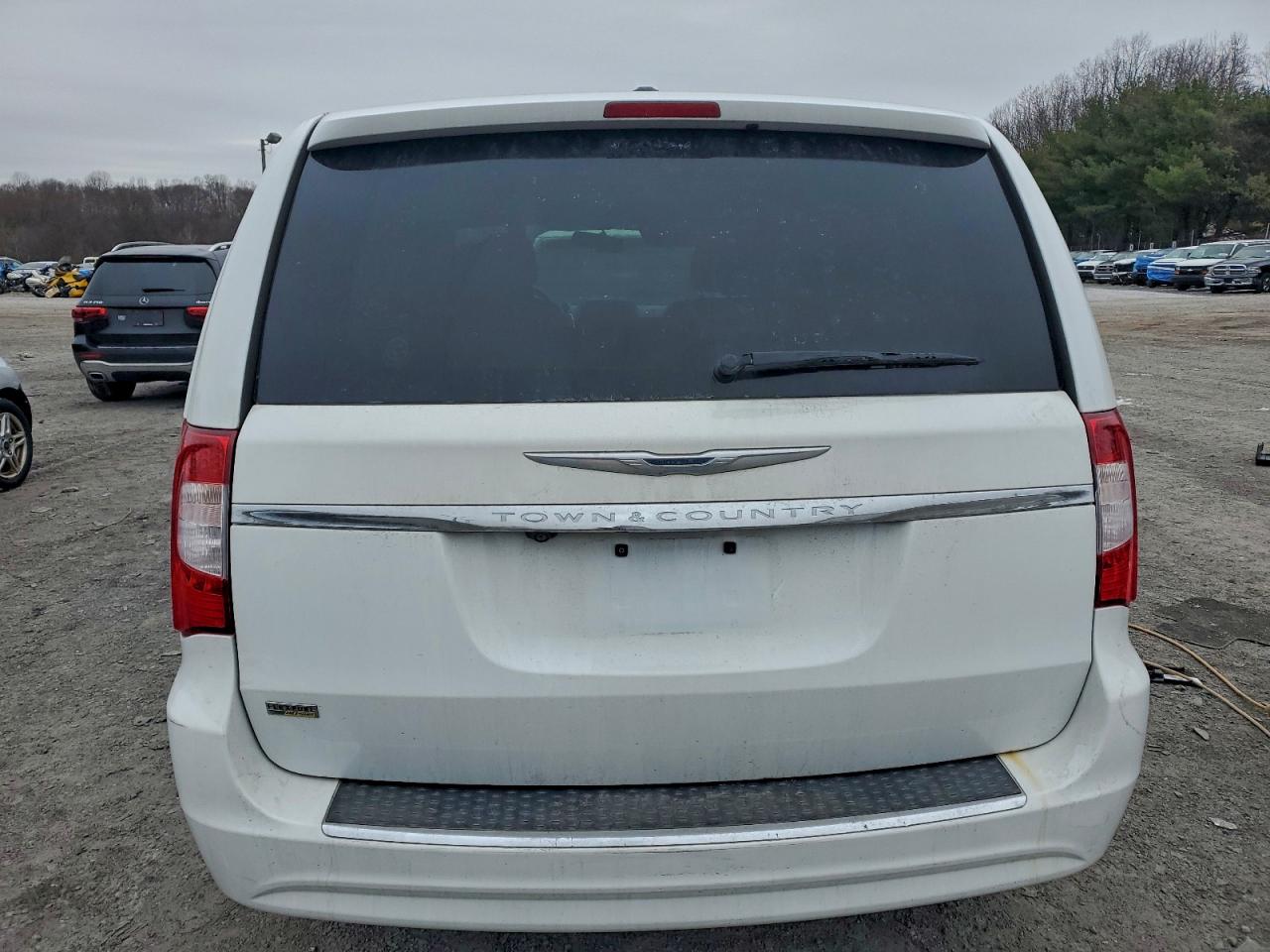 CHRYSLER TOWN & COUNTRY TOURING