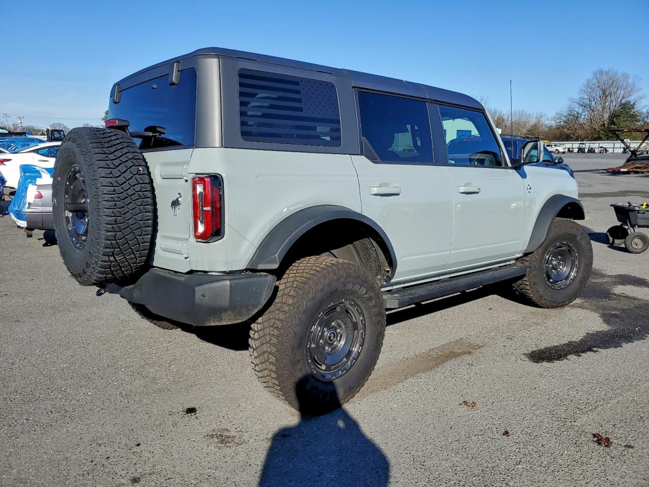 FORD BRONCO OUTER BANKS