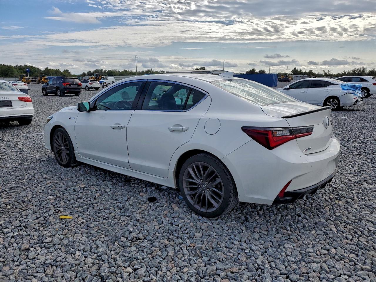 ACURA ILX PREMIUM A-SPEC