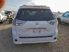 Lot #3319077284 2017 TOYOTA SIENNA SE