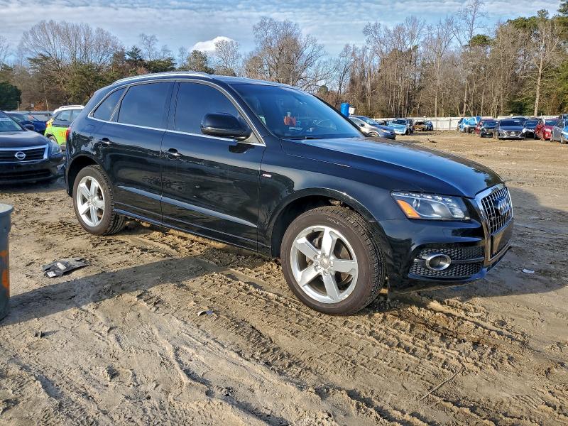 2011 AUDI Q5 PREMIUM #3304589437