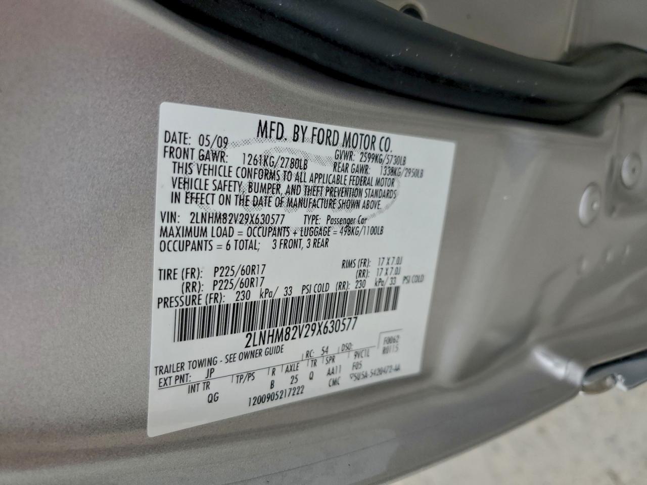 Lot #3311679228 2009 LINCOLN TOWN CAR S